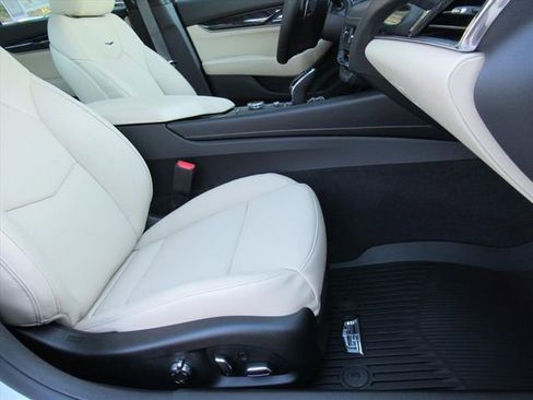 New 2026 Cadillac CT5 Premium Luxury image 9