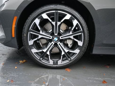 New 2026 BMW 330i Sedan w/ Premium Package RWD image 4