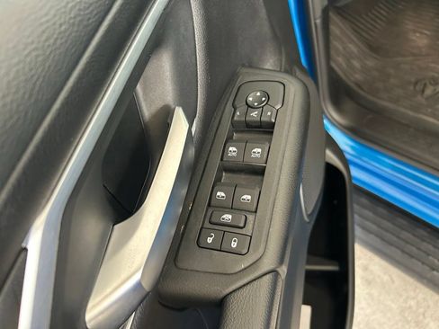 Used 2025 RAM 1500 Big Horn RWD image 38