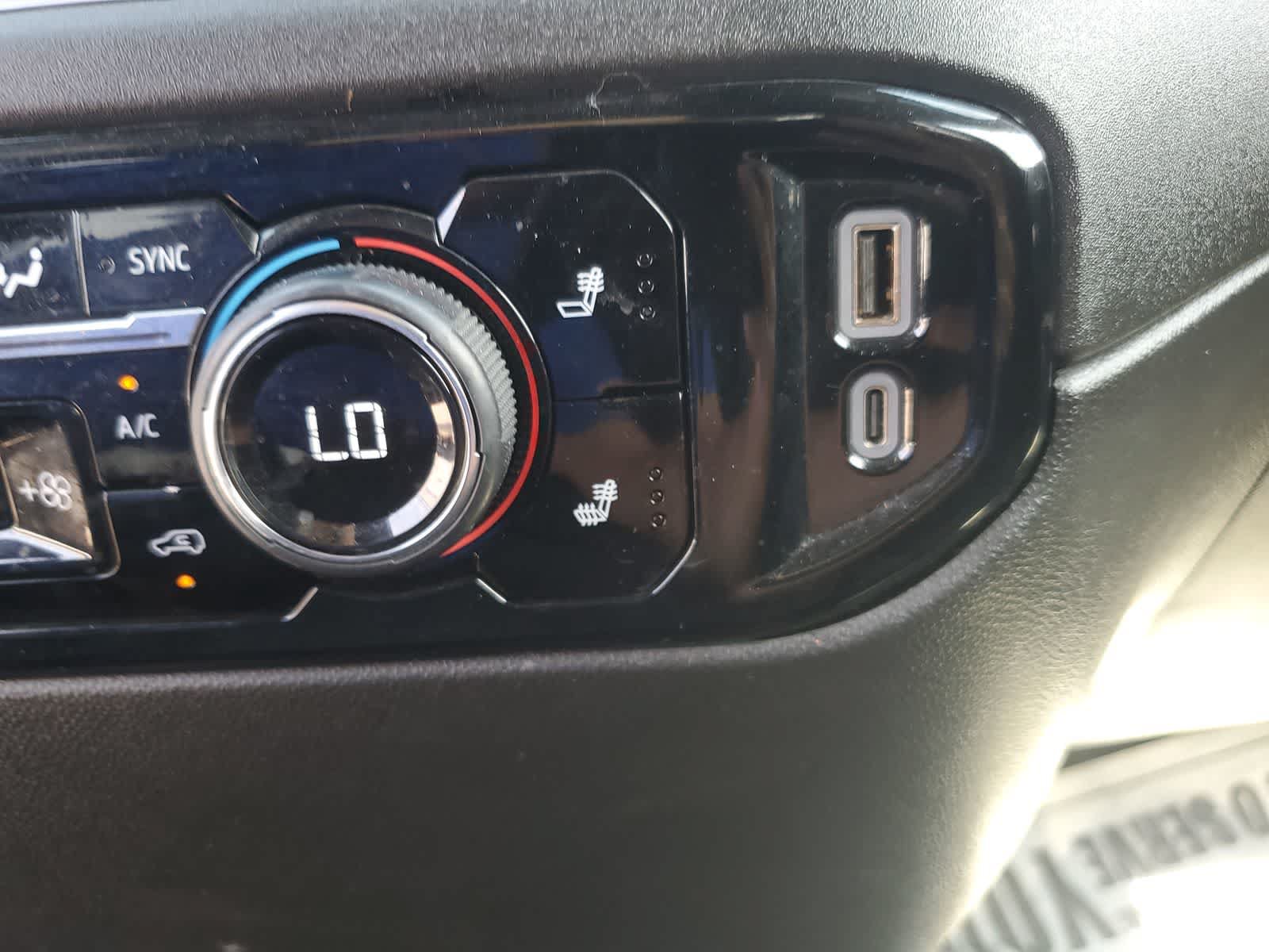 Used 2025 Chevrolet Silverado 1500 LT AWD/4WD image 22