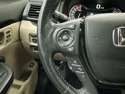 Used 2019 Honda Ridgeline RTL-E image 27
