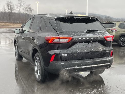 Used 2025 Ford Escape ST-Line image 6