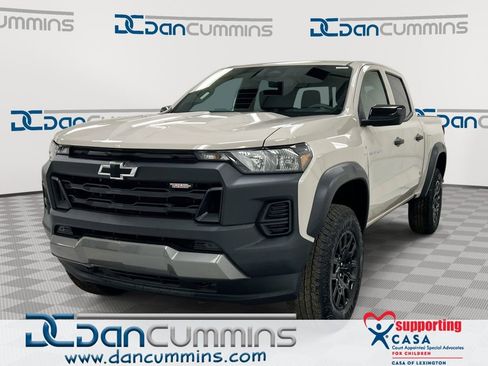New 2026 Chevrolet Colorado Trail Boss AWD/4WD image 1