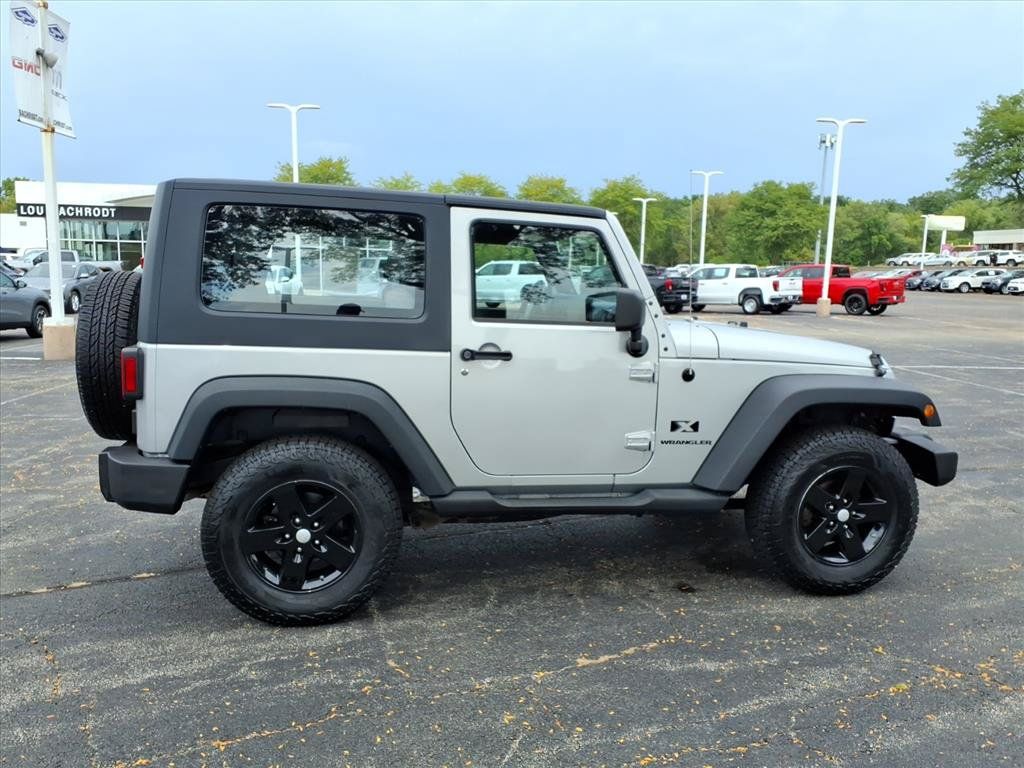Used 2008 Jeep Wrangler X AWD/4WD image 8