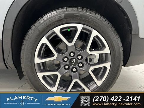 Used 2024 Chevrolet Blazer RS FWD image 19