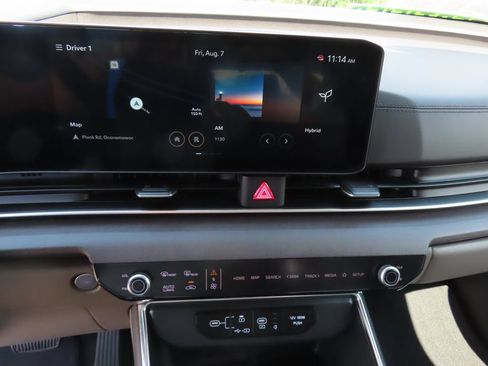 Certified 2026 Kia Carnival EX FWD image 24