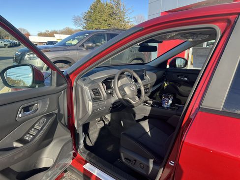 New 2026 Nissan Rogue SV image 3