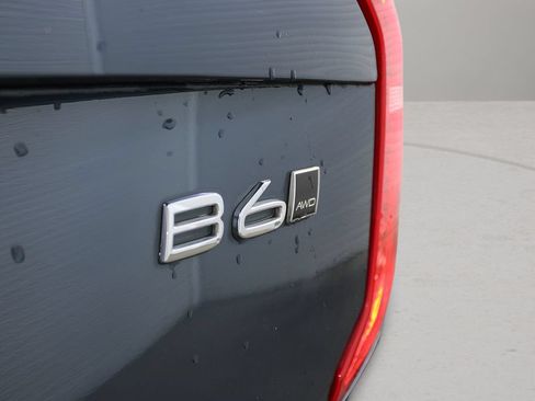 Certified 2023 Volvo XC90 B6 Ultimate w/ Protection Package Premier AWD/4WD image 32