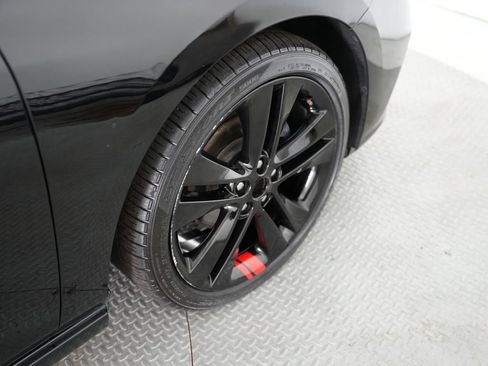 Used 2018 Chevrolet Cruze LT w/ Sun And Sound Package FWD image 55