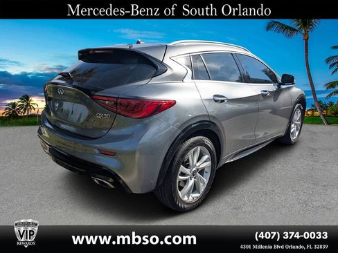 Used 2018 INFINITI QX30 image 19