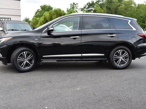 Used 2018 INFINITI QX60 Luxe w/ Premium Package AWD/4WD image 3