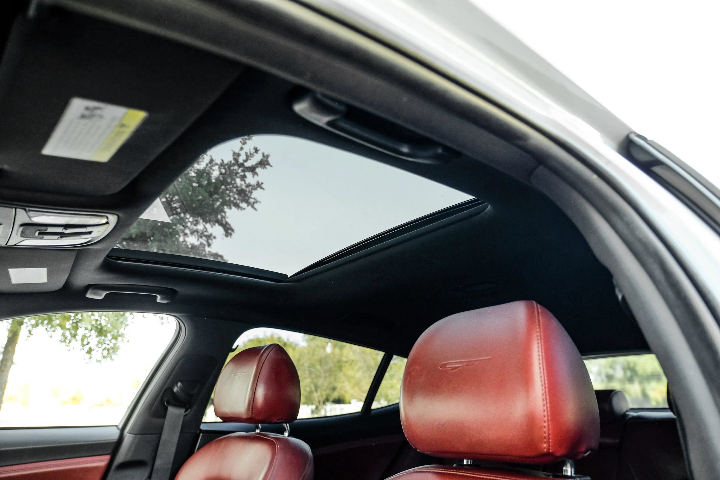 Used 2019 Kia Stinger GT2 RWD image 5
