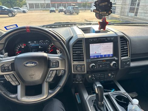 Used 2019 Ford F150 Raptor w/ Equipment Group 802A Luxury AWD/4WD image 11