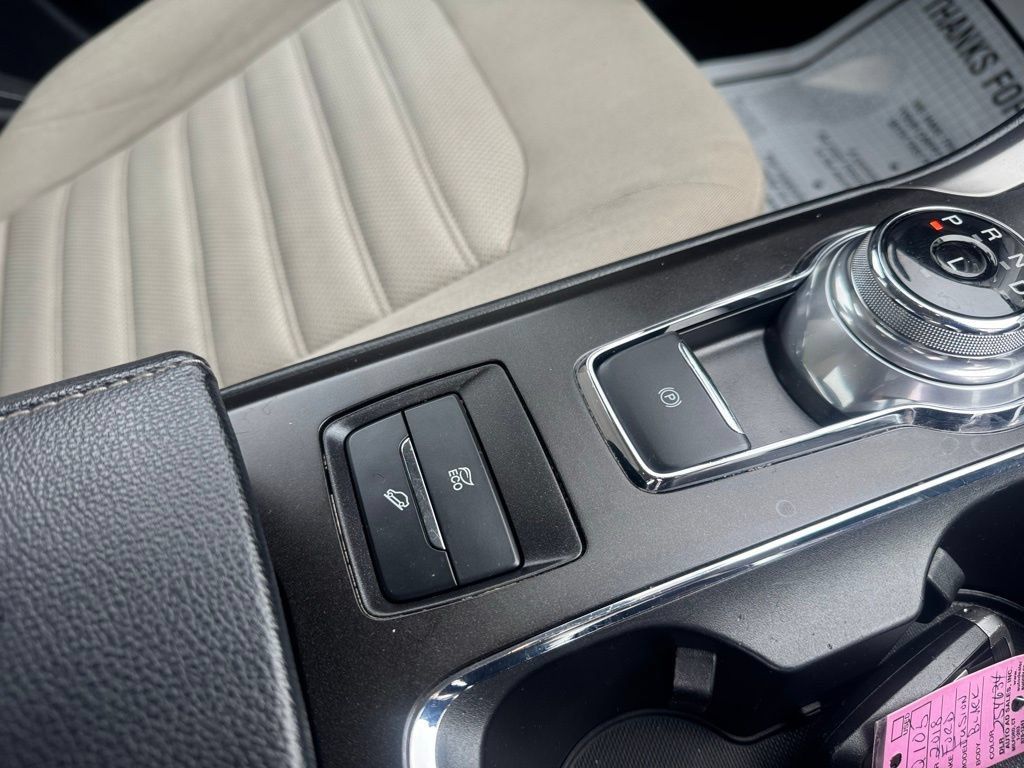 Used 2018 Ford Fusion S FWD image 35