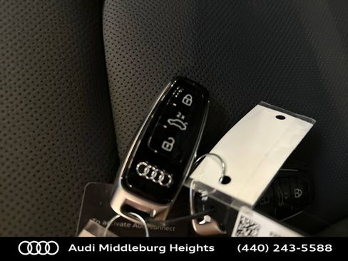 New 2026 Audi Q8 Premium Plus image 32