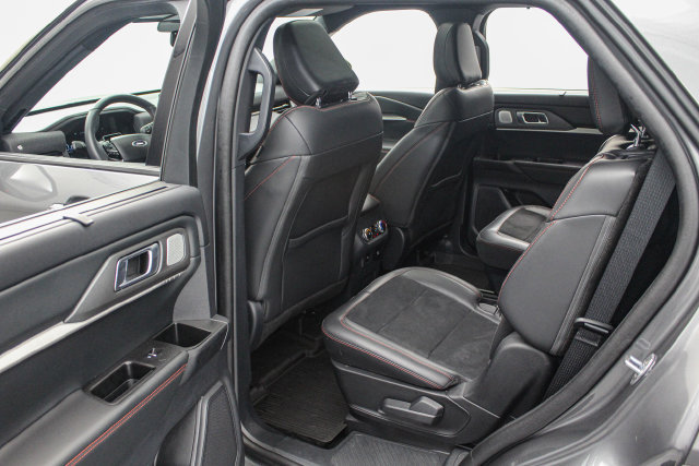 Certified 2025 Ford Explorer ST AWD/4WD image 22
