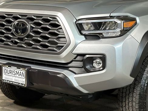 Used 2023 Toyota Tacoma TRD Off-Road image 3