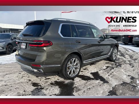 Used 2025 BMW X7 xDrive40i image 5
