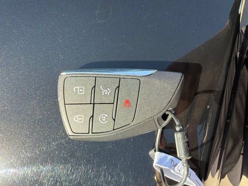 Used 2026 Chevrolet Traverse LT AWD/4WD image 20