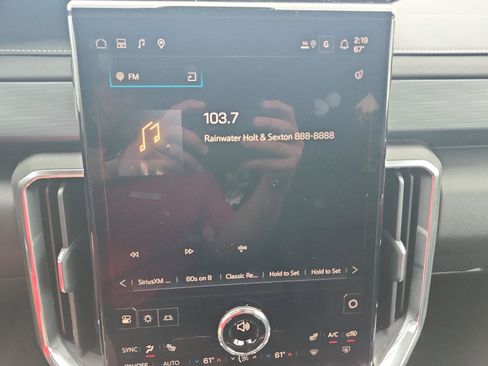 New 2026 GMC Acadia Elevation w/ Elevation Premium Package AWD/4WD image 14