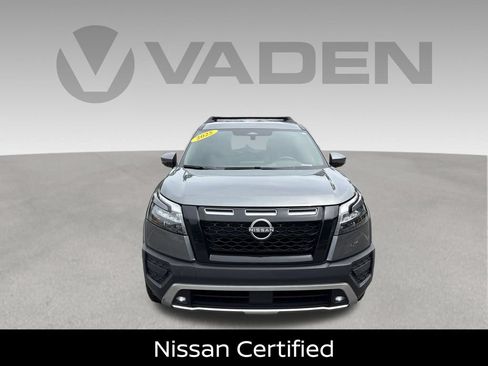 Used 2025 Nissan Pathfinder Rock Creek AWD/4WD image 2