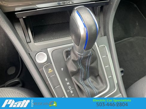 Used 2019 Volkswagen e-Golf SE w/ Driver Assistance Package FWD image 25