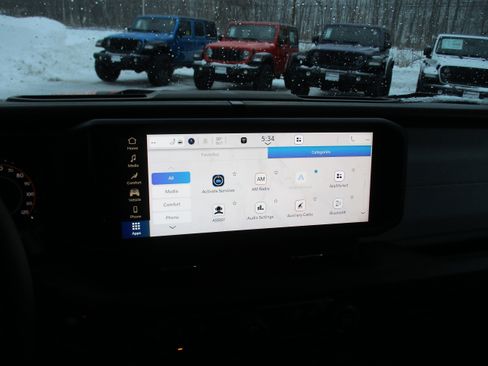 Certified 2024 Jeep Wrangler Sport S image 15