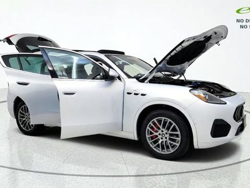 Used 2023 Maserati Grecale GT AWD/4WD image 11