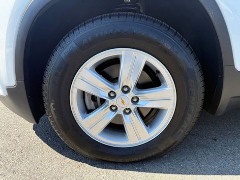 Used 2018 Chevrolet Trax LT w/ LT Convenience Package image 35