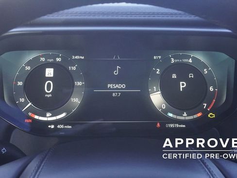 Used 2024 Land Rover Range Rover Sport SE AWD/4WD image 11