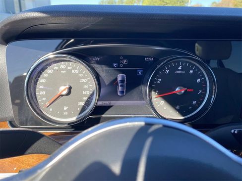 Certified 2019 Mercedes-Benz E 300 4MATIC image 16