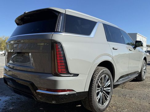 New 2026 Cadillac Escalade IQL Luxury image 5