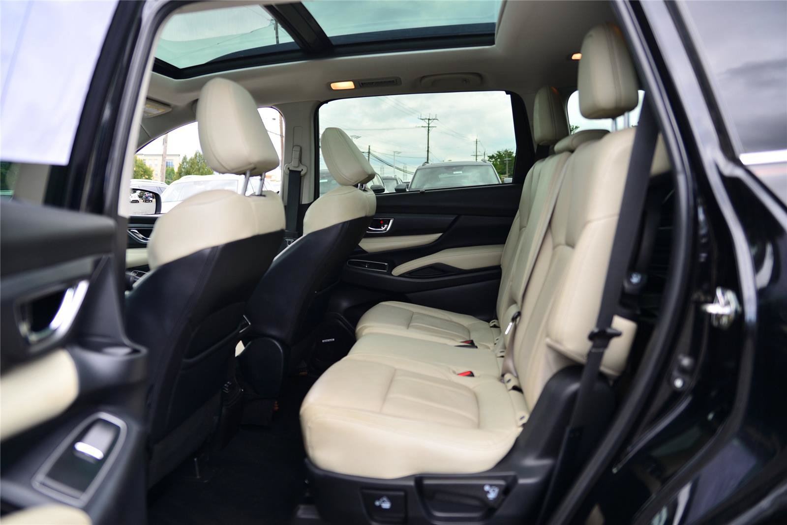 Used 2019 Subaru Ascent Limited w/ Popular Package #3 AWD/4WD image 21