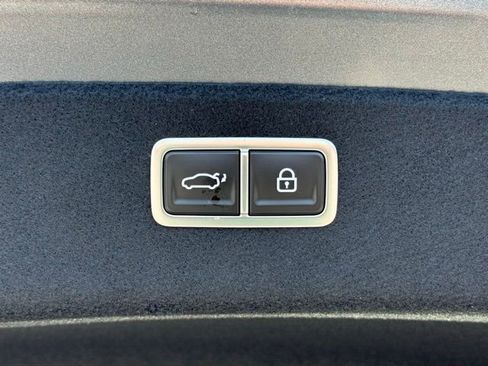Used 2024 Genesis G80 image 14