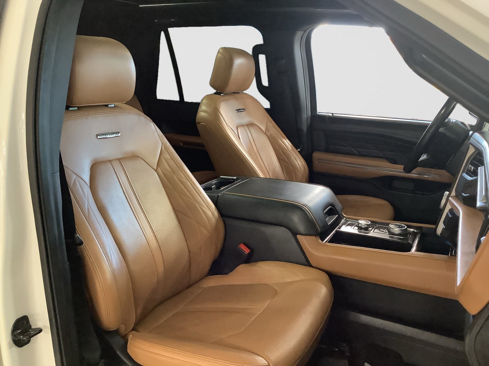 Used 2023 Ford Expedition Max Platinum AWD/4WD image 24