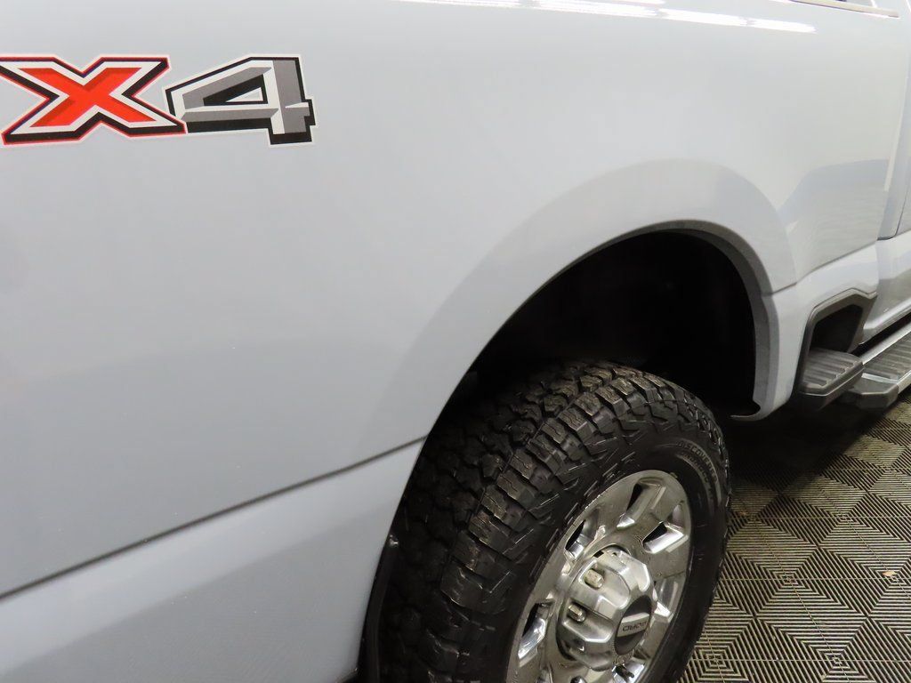Used 2025 Ford F350 Lariat AWD/4WD image 33