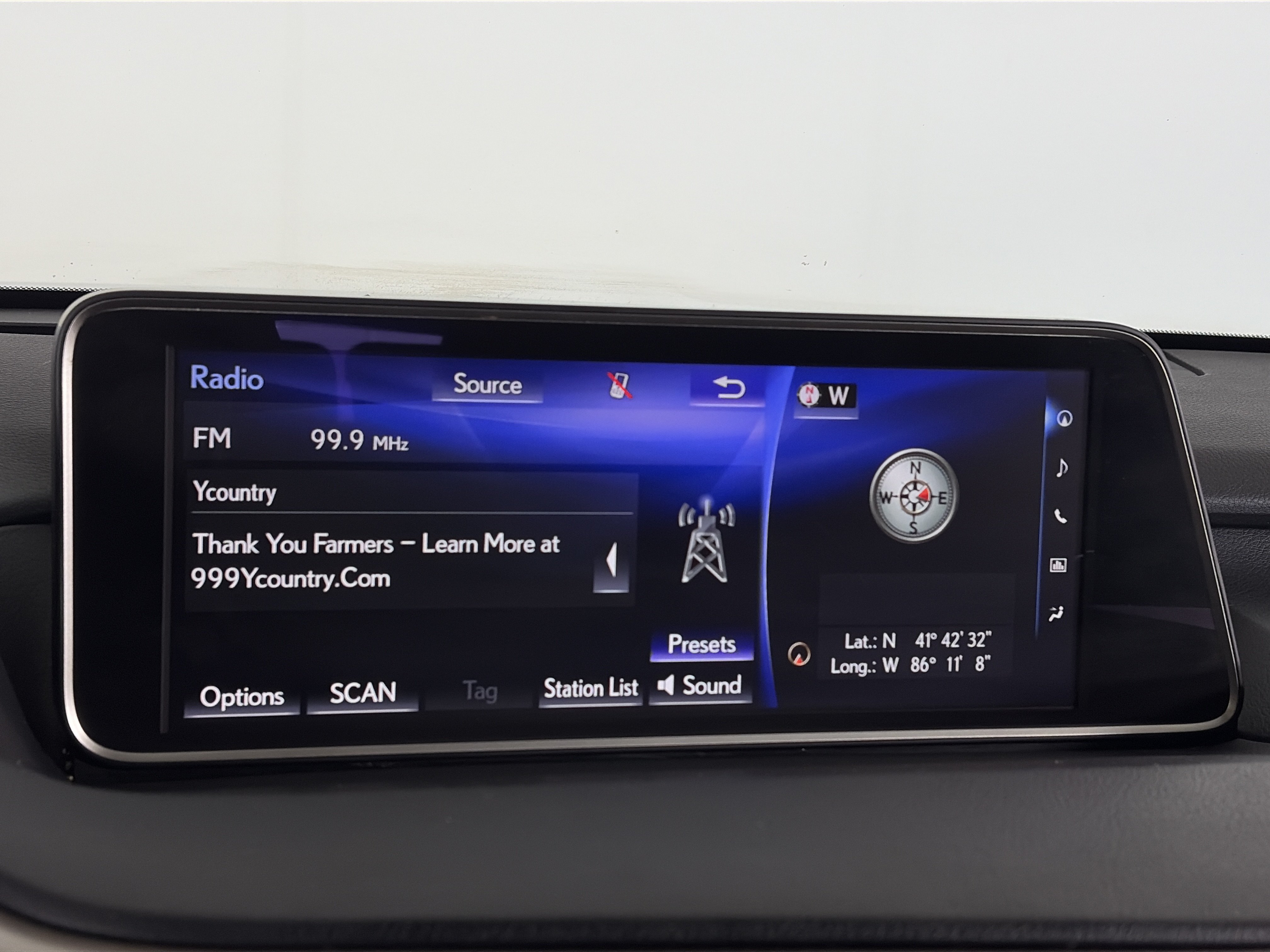 Used 2019 Lexus RX 350L Luxury w/ Accessory Package AWD/4WD image 19
