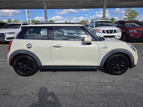 Used 2016 MINI Cooper S image 11