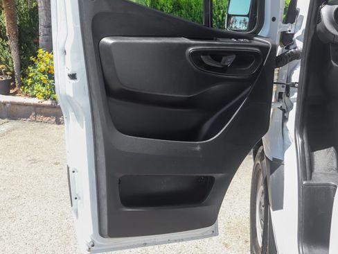 Used 2020 Mercedes-Benz Sprinter 2500 image 20
