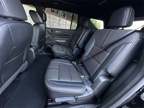 New 2026 Chevrolet Traverse High Country image 21