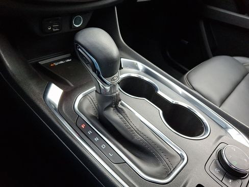 Certified 2023 Chevrolet Traverse LT w/ LT Premium Package image 18