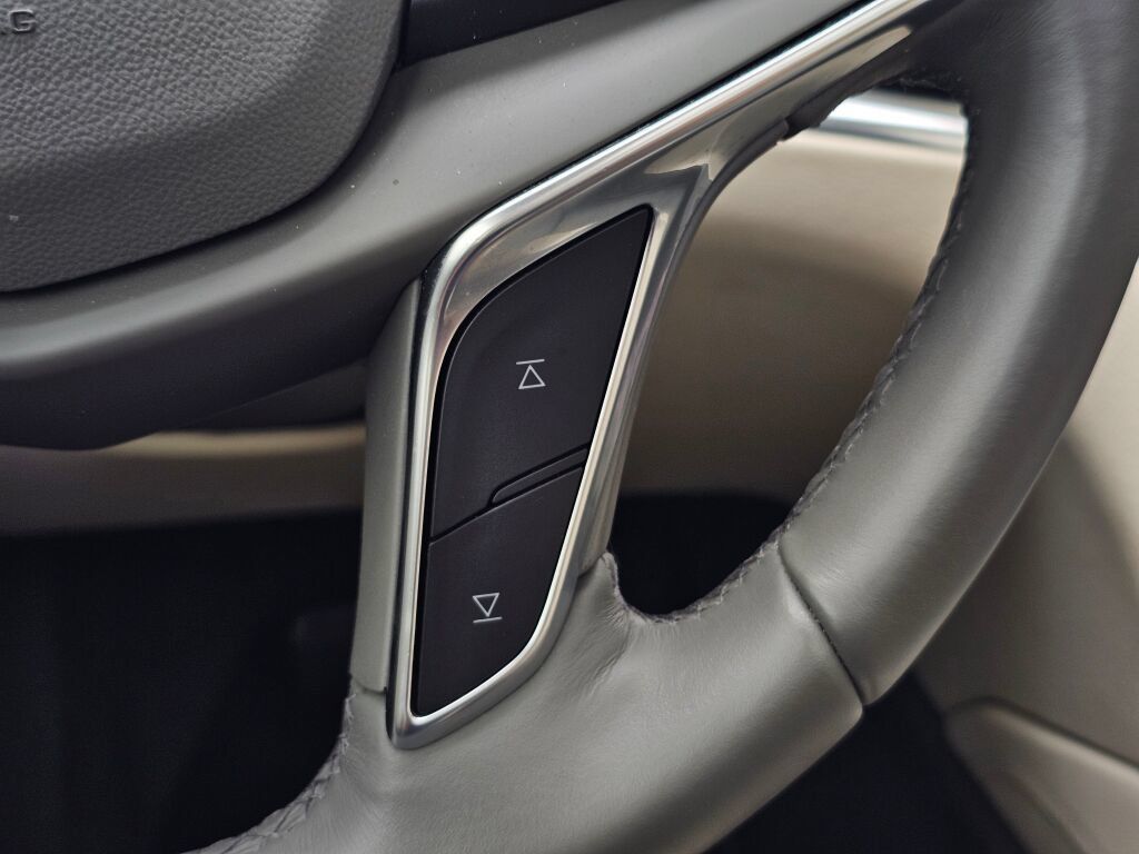 Used 2018 Cadillac XT5 Premium Luxury AWD/4WD image 29