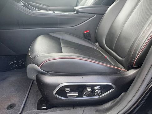 Used 2024 Jeep Wagoneer Launch Edition image 24