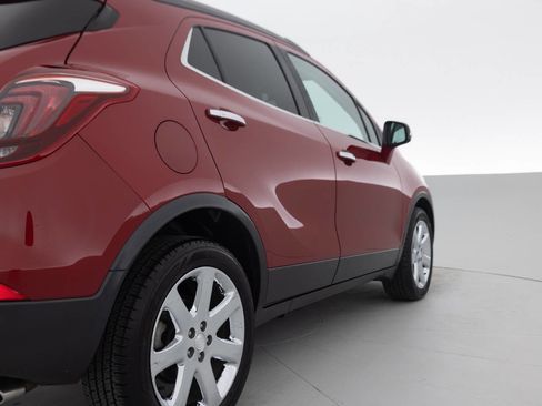 Used 2018 Buick Encore Essence w/ Experience Buick Package FWD image 14