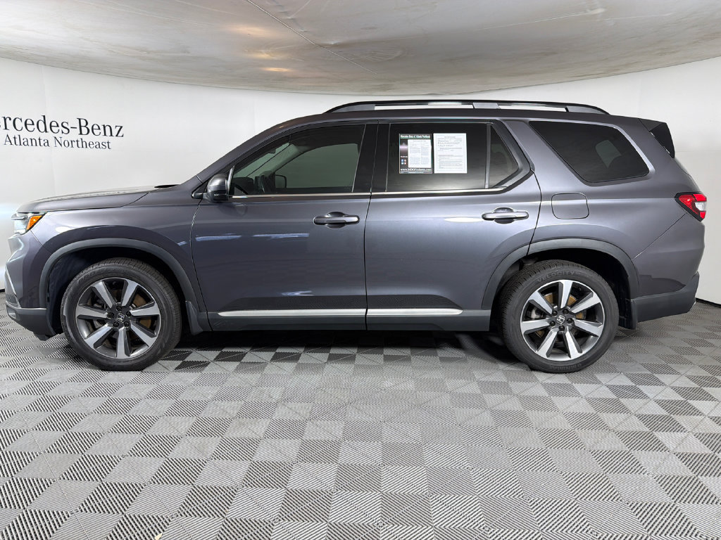 Used 2023 Honda Pilot Elite image 4