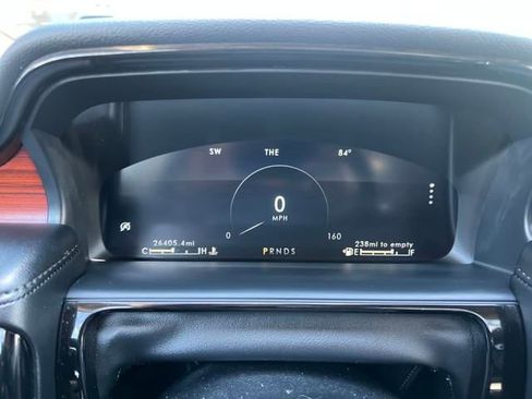 Used 2023 Lincoln Nautilus Reserve w/ Equipment Group 201A image 26