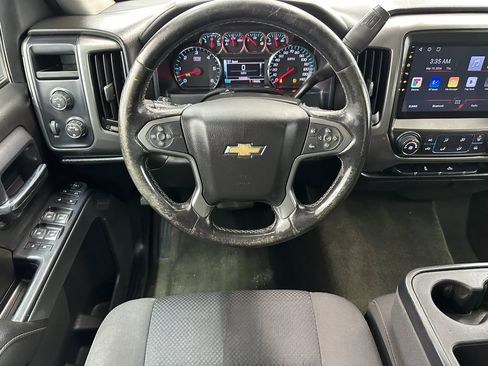 Used 2018 Chevrolet Silverado 1500 LT AWD/4WD image 18