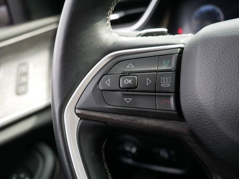 Used 2022 Jeep Grand Cherokee L Limited image 28