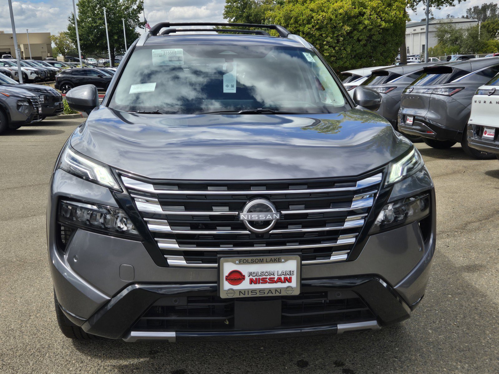 New 2026 Nissan Rogue Platinum w/ Platinum Premium Package AWD/4WD image 2