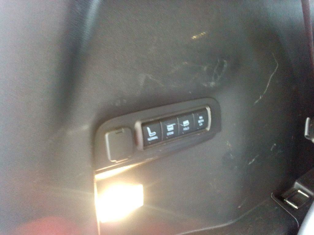 Used 2015 Ford Explorer Limited w/ Equipment Group 302A FWD image 24